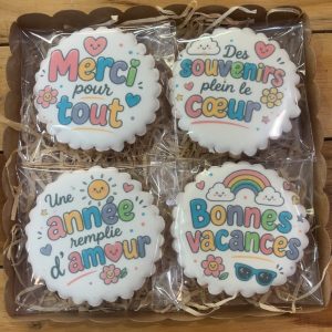 Coffret de 4 biscuits décorés – Collection “Merci pour tout”