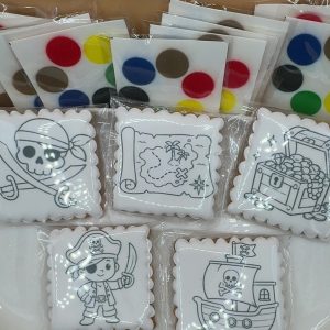 Coffret de 10 sablés à peindre – Kit créatif gourmand thème pirate